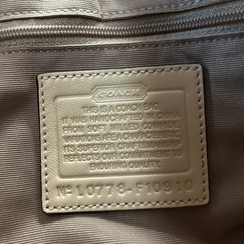 Coach Soho Flap Medium Shoulder Bag Taupe Leather F10910 EUC - Picture 8 of 17